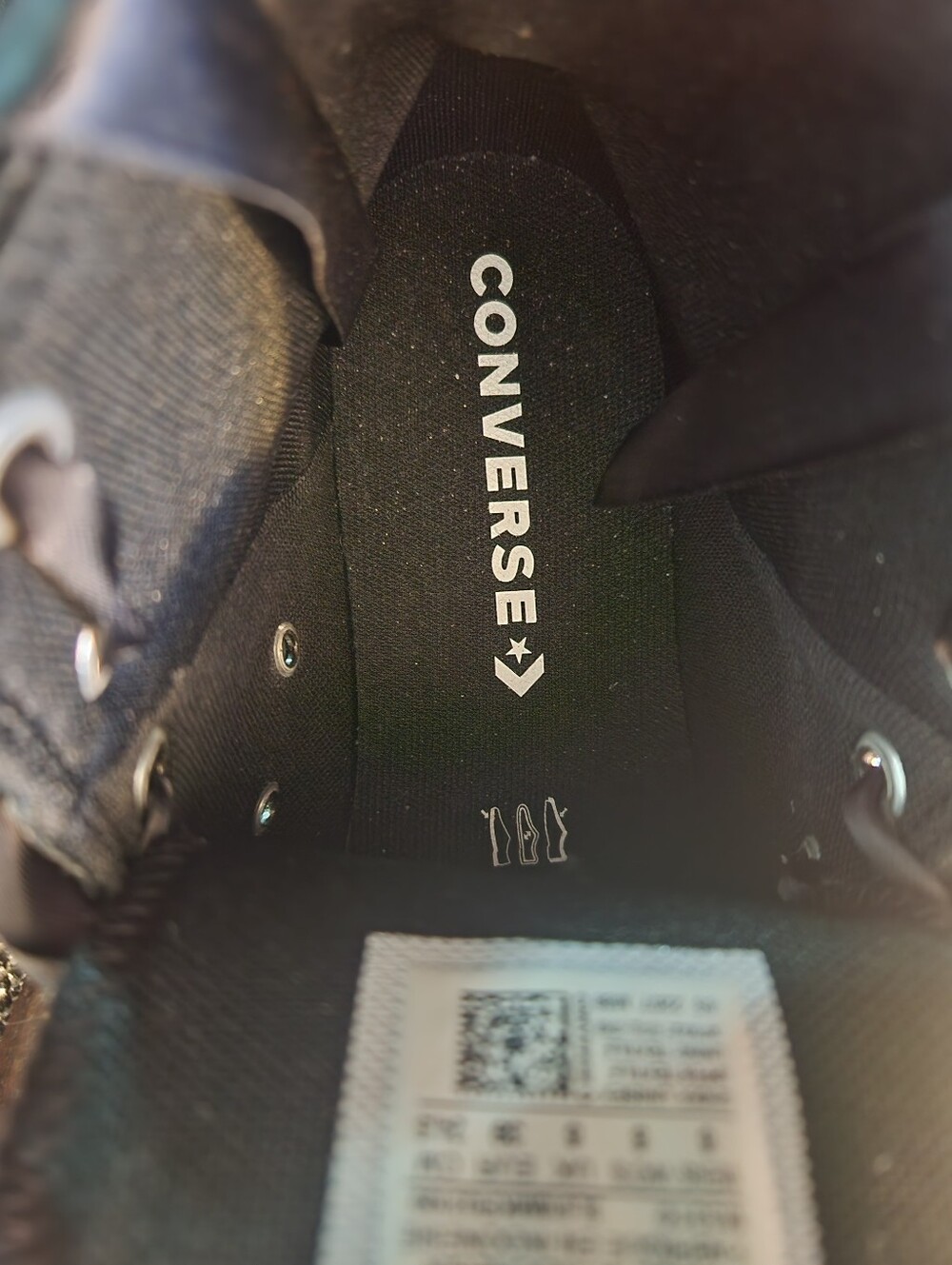 Converse Women’s Black Crystal-Embellished Satin Ribbon Sneakers. W-8 M-6. - Picture 12 of 16